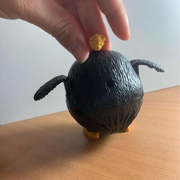 Angry Birds Black Bomb Moving Wings Cake Topper 3" McDonald’s Happy Meal Toy - Picture 2 of 8